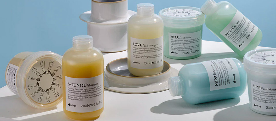 Essential Haircare • La linea per il benessere di ogni tipo di capelli Essential Haircare • La linea per il benessere di ogni tipo di capelli