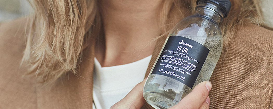 Davines continua a regalare bellezza: i best seller della Linea OI fondono natura, salute e alta cosmesi